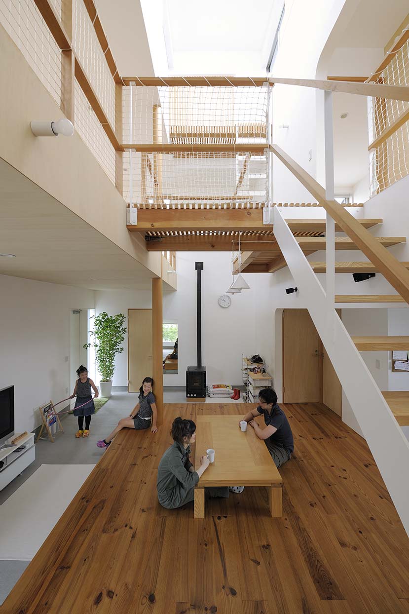 吹き抜けを中心とした大空間の家 - 住宅設計・構造設計 - 専門家プロファイル