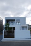 神戸の白い住宅が完成しました。