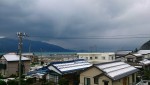 日本海、寒そうです。屋根の上も結構さぶいです(^_^;)