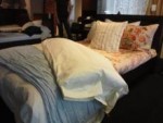 ◆ベッドメイキングで楽しむ寝室のインテリア
