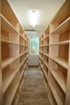 高島平の２世帯住宅／約１２畳の造付本棚のある大型書庫