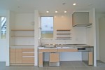 氷川台の家／２０帖のＬＤに壁付オープンキッチン