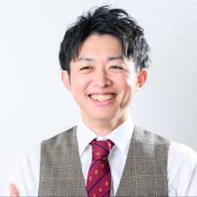 尾方 優作